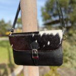Slim fit crossbody bag for women in genuine leather
