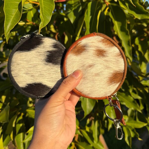 Cowhide round coin wallet in genuine leather