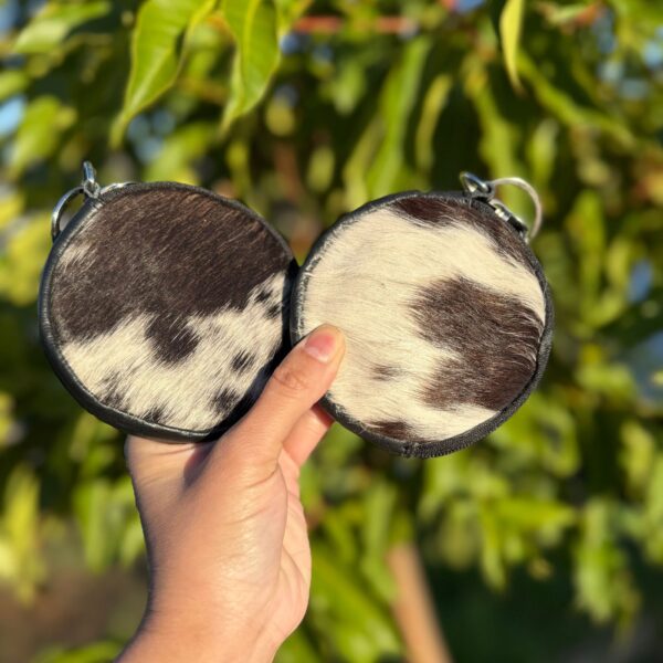 Cowhide round coin wallet in genuine leather