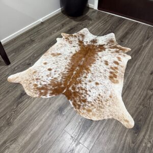Natural Cowhide Rug – Genuine Skin Floor Decor (Unique Pattern)