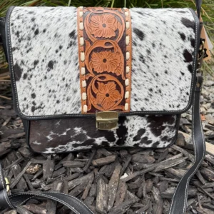 Slim cowhide laptop messenger bag for men and women