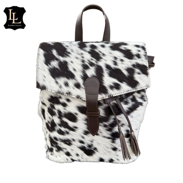 LV Avenue backpack in Taiga cowhide leather