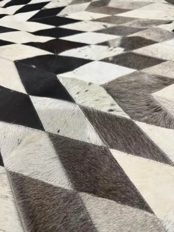 Cowhide Handmade Round Rug – Natural Leather Carpet - Image 3