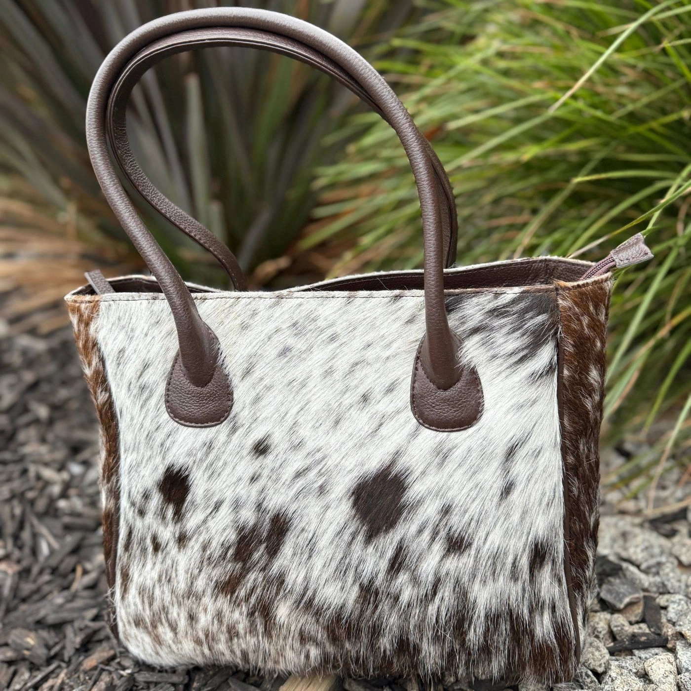 Genuine Cowhide Leather Tote Bag – Stylish Large Handbag for Women - Image 2