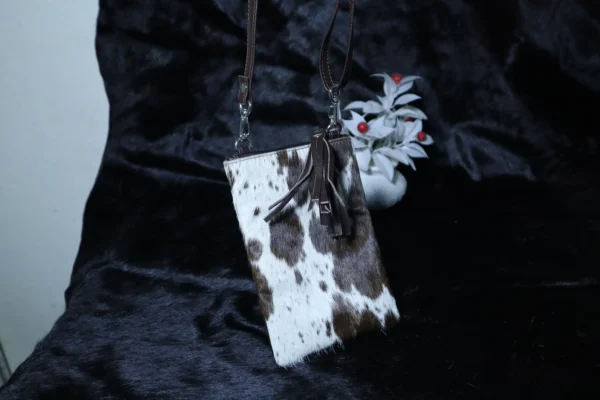 Cowhide Mobile Pouch – Long Crossbody Phone Bag