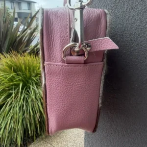 Cowhide Box-Style Crossbody Bag – Structured, Stylish & Timeless