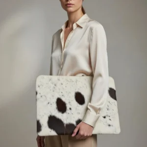 premium-cowhide-leather-laptop-cover