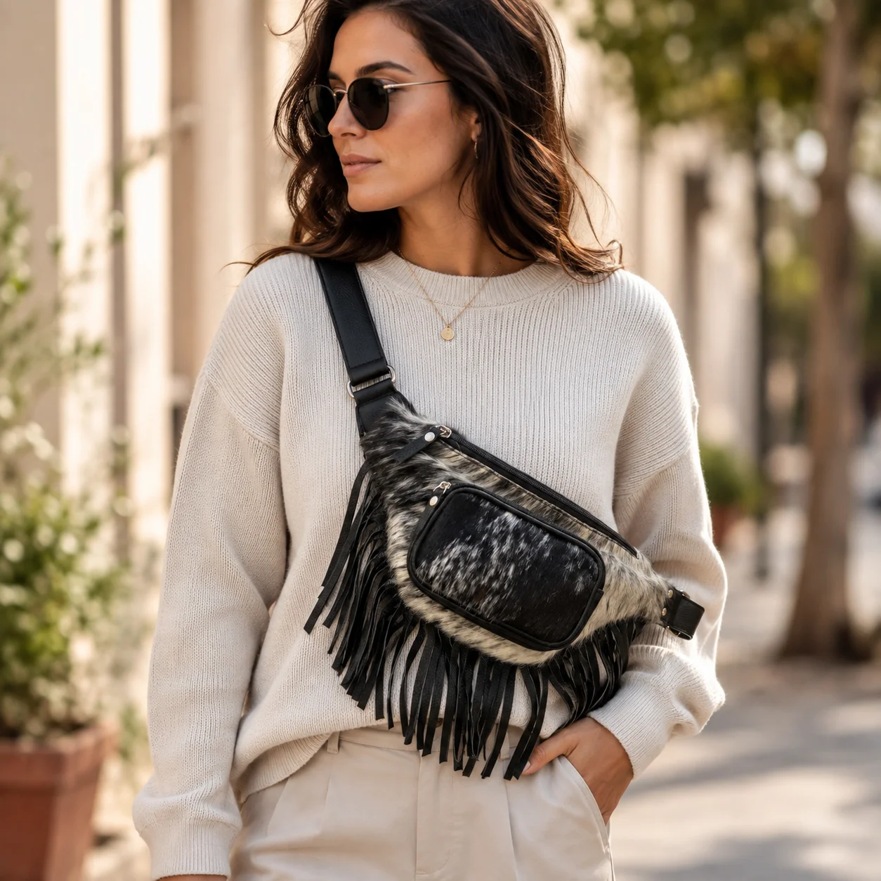 cowhide-fanny-pack-with-fringe-black