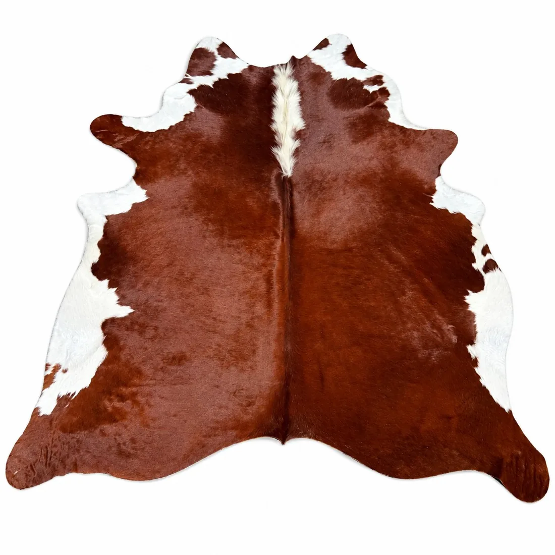brazilian-cowhide-rug-in-chestnut-brown-and-white
